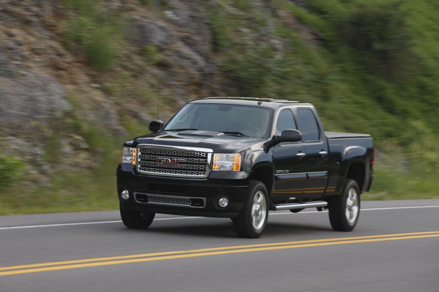 GMC Sierra Denali 2011 года  (фото 6 из 42)